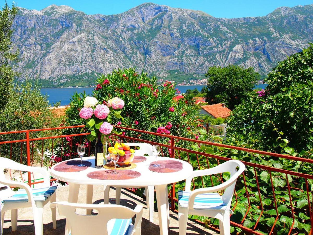 Holiday House In The Kotor Bay المظهر الخارجي الصورة